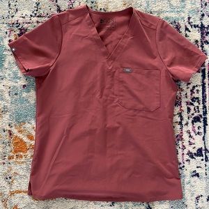 Figs Catarina scrub top in Mauve - size M